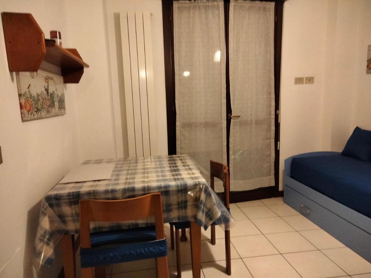Ama Cityhouse Novara Bagian luar foto